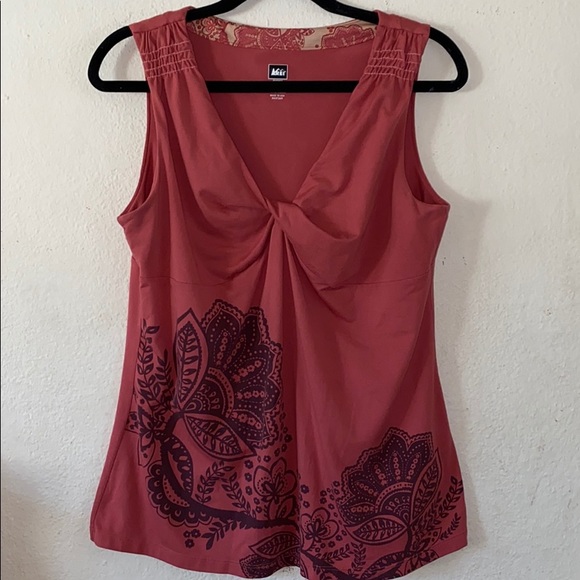 REI Tops - REI tank top